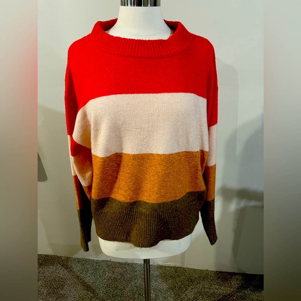 Color block sweater size Small